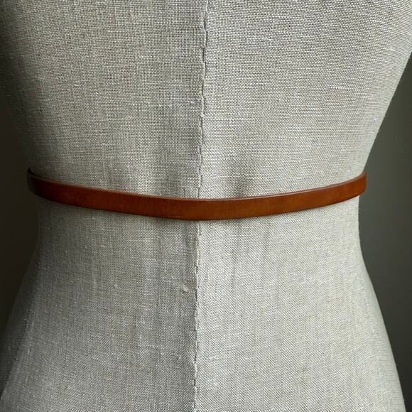 Vintage Brown Leather Belt – Minimal Oval Brass Buckle 70s 80s - Picture 4 of 8